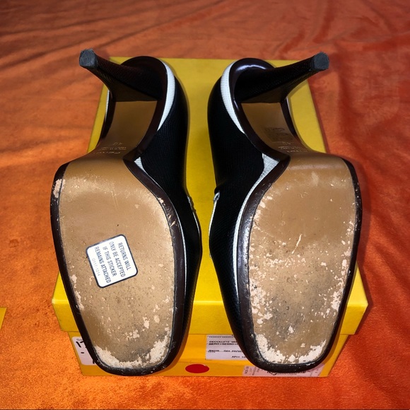 Fendi Leather Heels - Picture 4 of 4